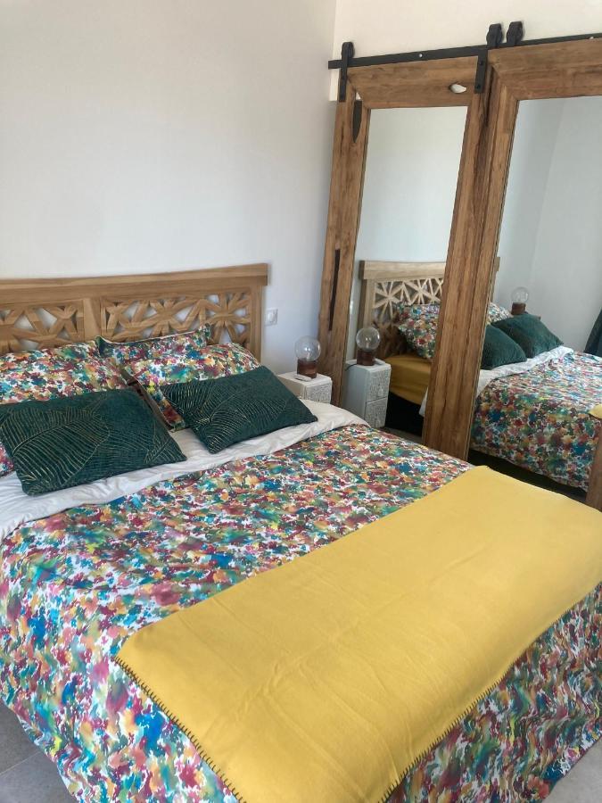 Maison De Charme Avec Piscine Et Jacuzzi Dans Cadre Exceptionnel Proche Marseille Mirabeau Zewnętrze zdjęcie